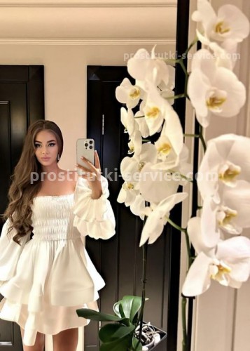 Кира, Г. Струнино