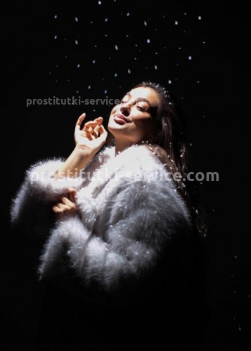 Оля, Г. Струнино